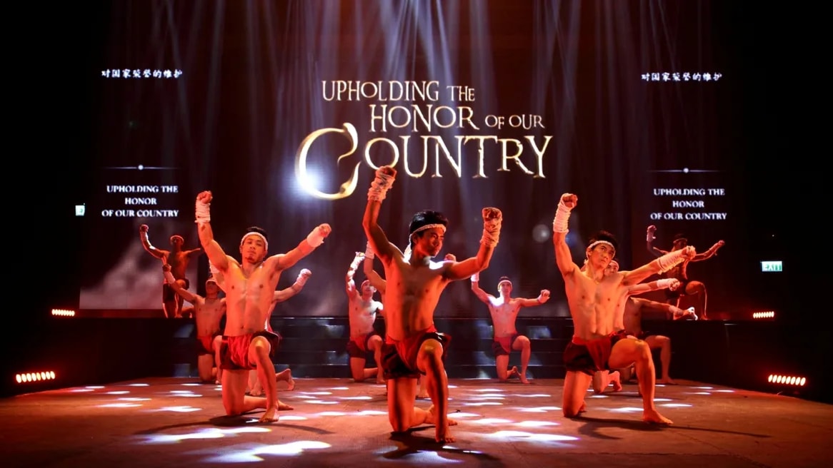 Asiatique Bangkok – Night Market And Muay Thai Show