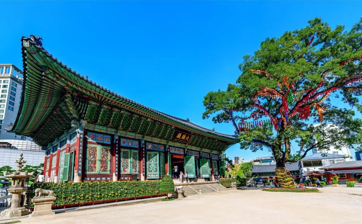 Photo from Holicay - Four day Trip in Seoul: A City of Contrasts and Surprises