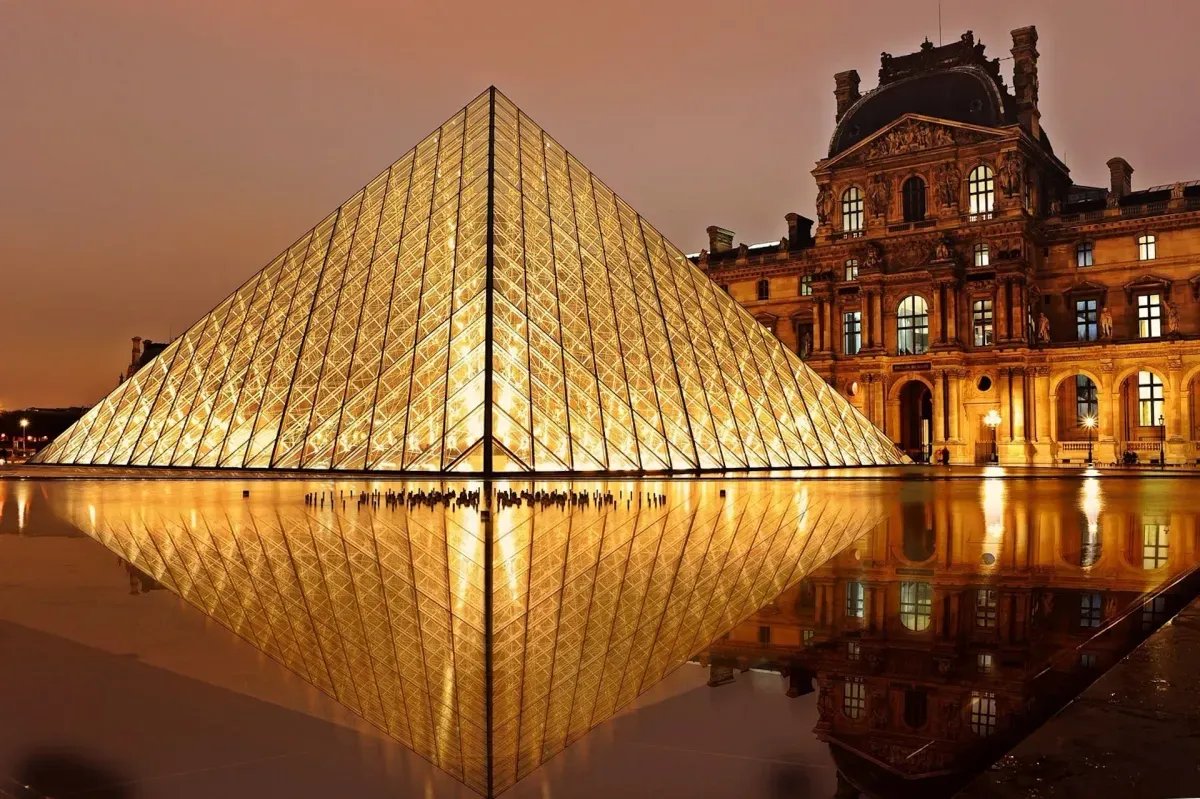 Photo from Holicay - The Perfect 5 Days Itinerary for Paris