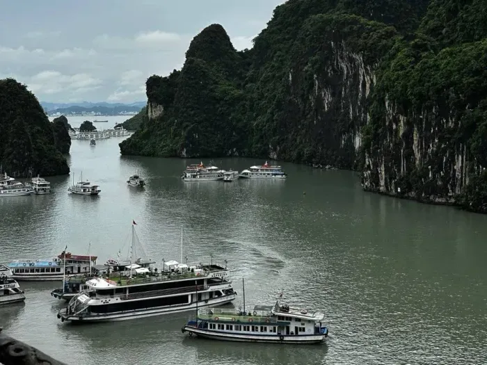 Photo from Holicay - 10D9N Hanoi, Halong Bay & Sapa