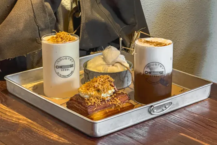 Photo from Holicay - Holicay's Cafe Guide to Seoul